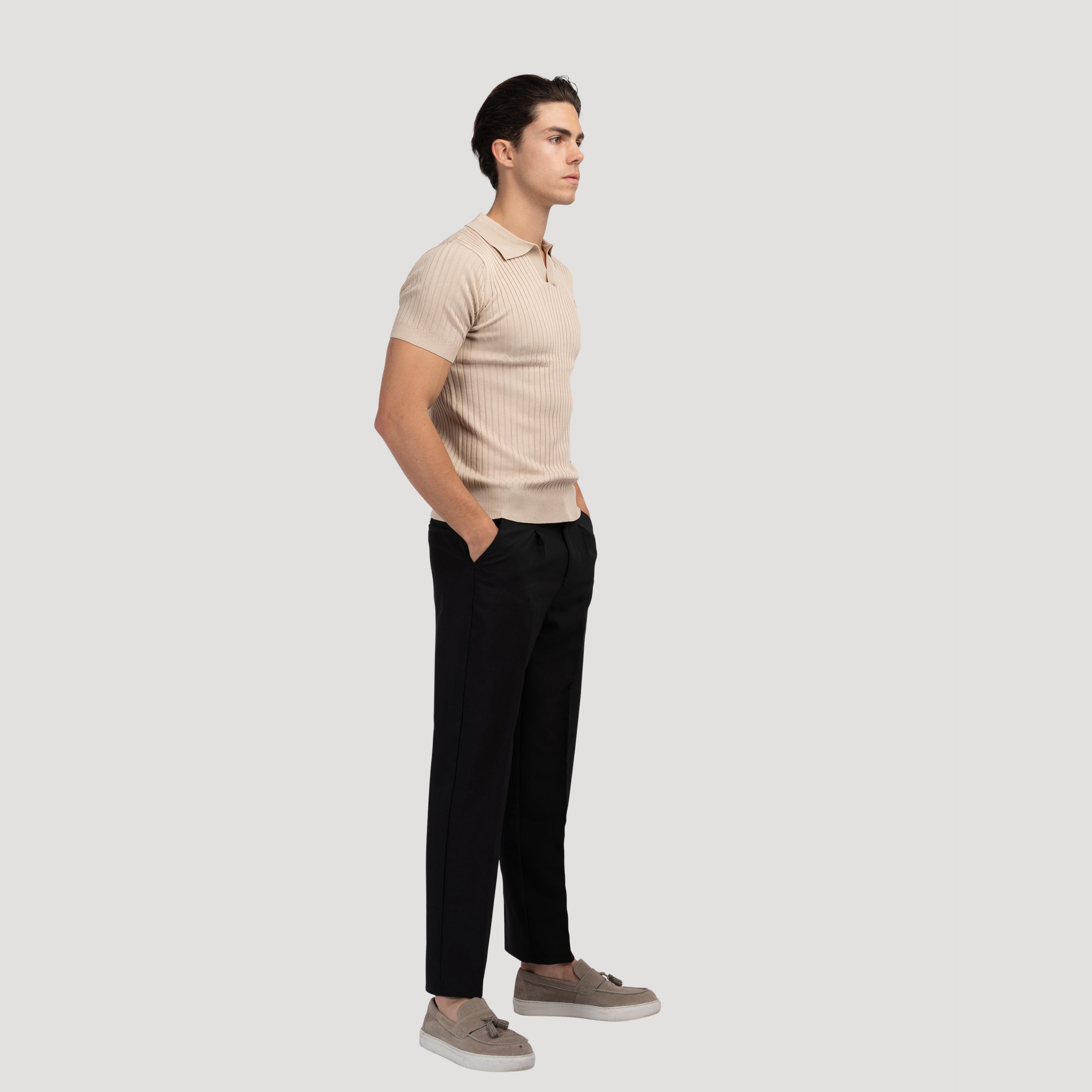 Dalviora™ | Polo Casual CHUNCHEON – Col en V Élégant