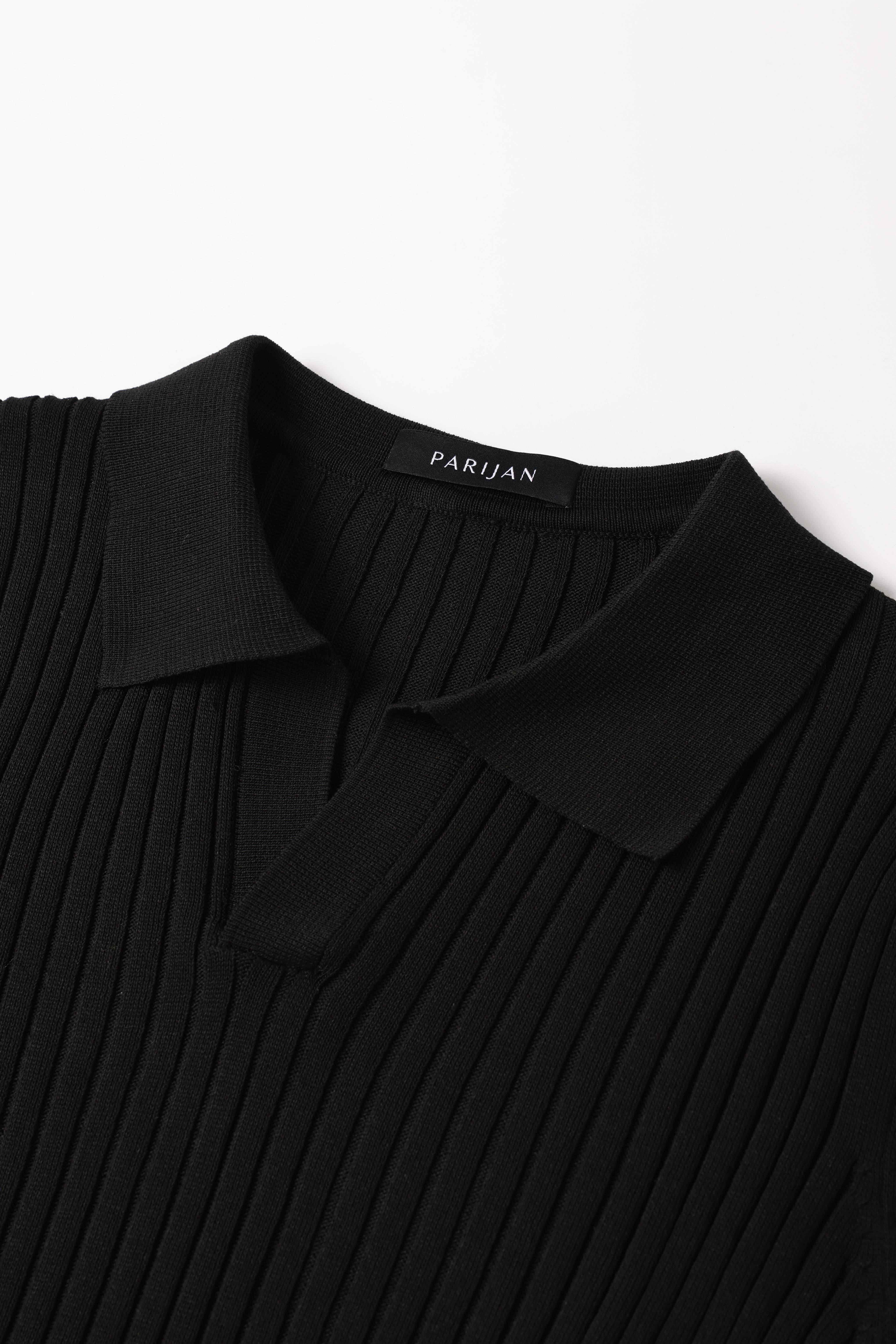 Dalviora™ | Polo Casual CHUNCHEON – Col en V Élégant